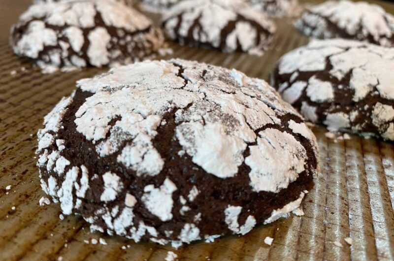 Fudgy Chocolate Crinkle Cookies